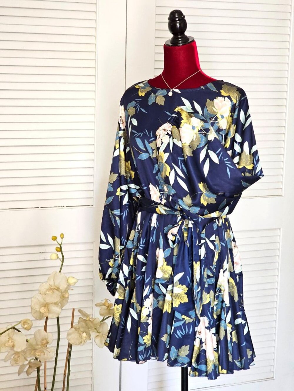 NWT Chicwich Women's Navy Floral Printed Bubble Sleves Frilling Dress Size M 432 - Picture 5 of 12